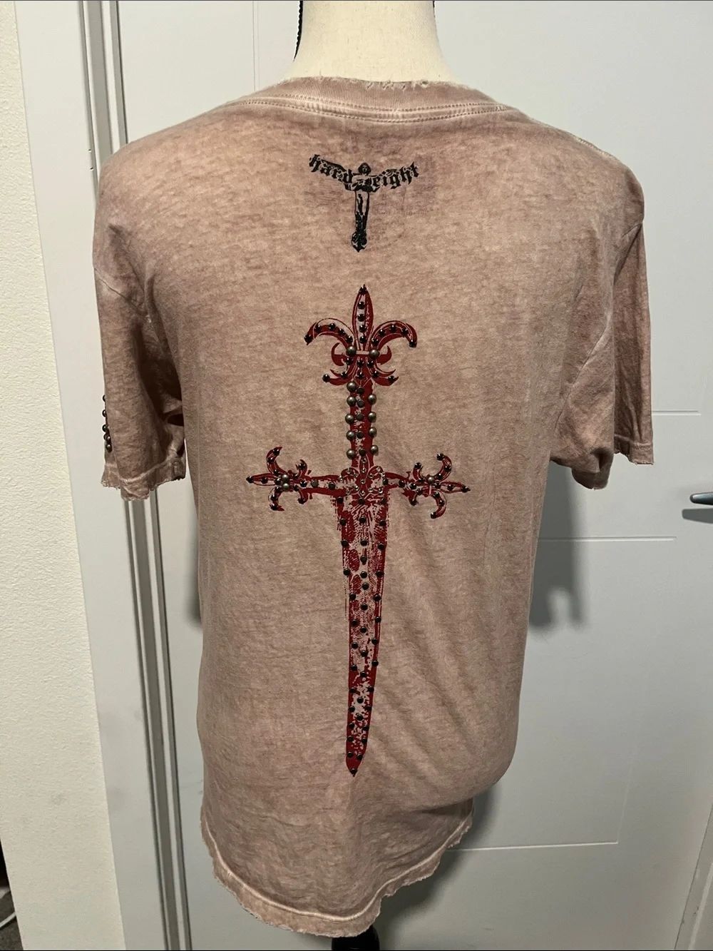 Hard 8 Intentional Distressed Burnout Studded Graphic Design Pullover T-Shirt - Picture 6 of 11